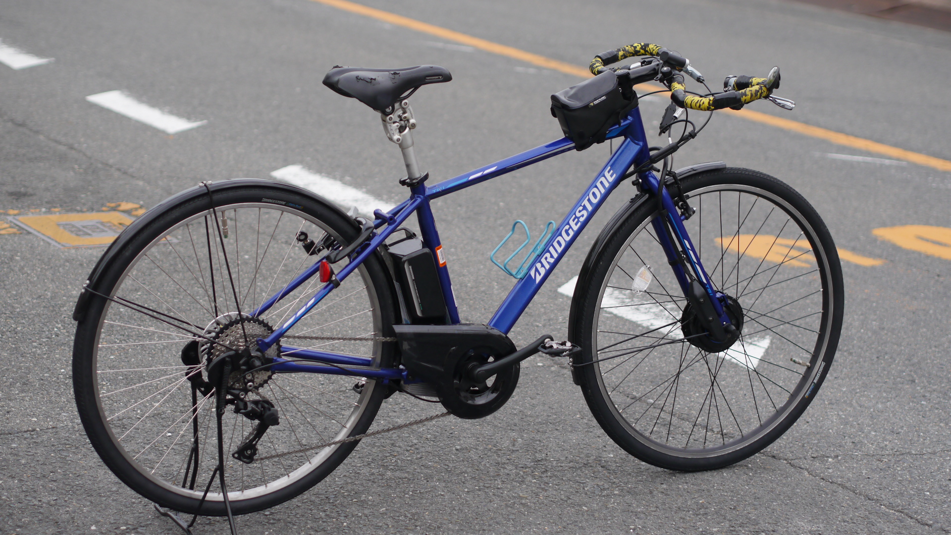 ほぼ未使用 美品 ブリジストン 電動クロスバイク tb1e - 自転車