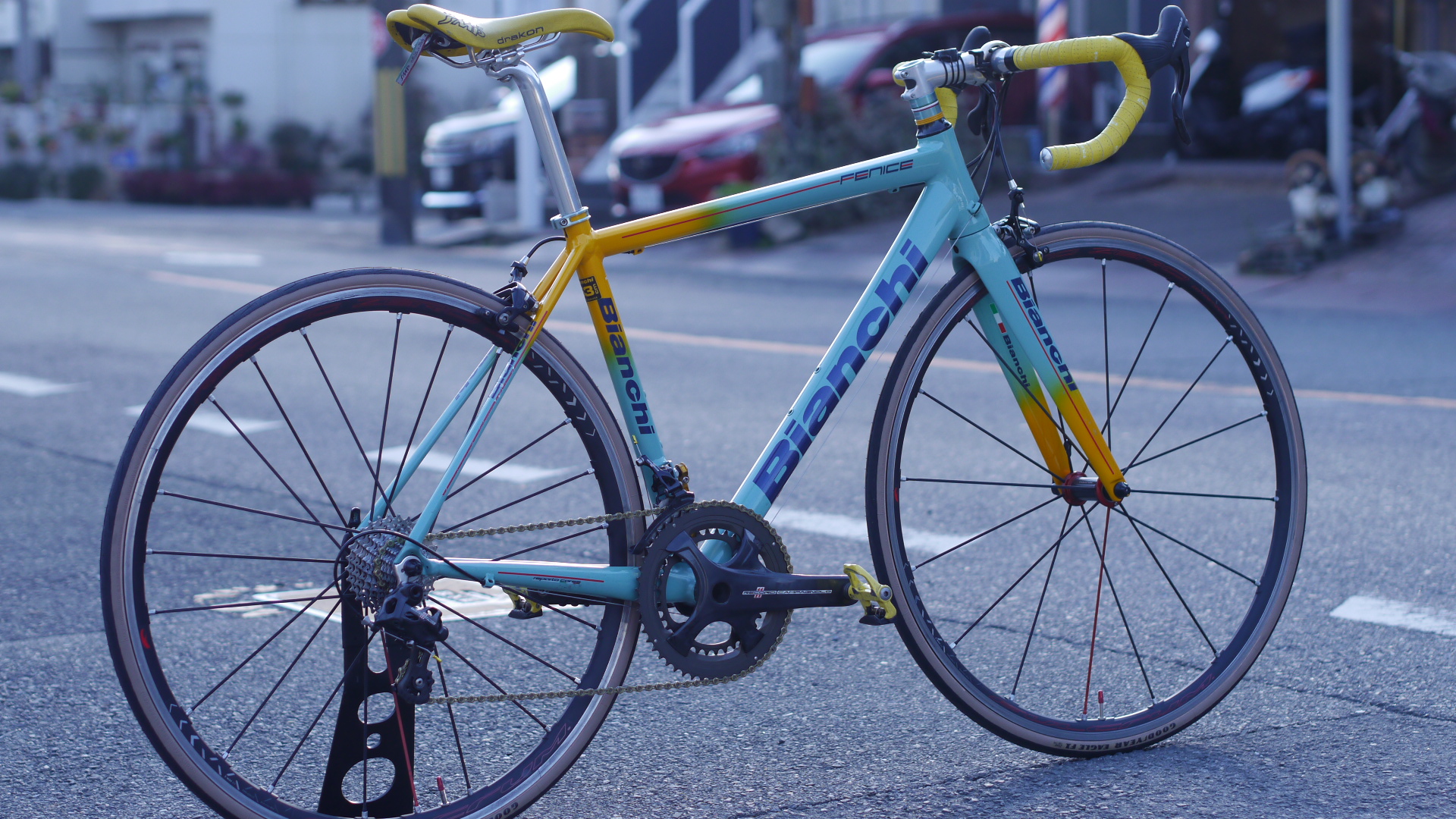 カスタム☆Bianchi/Fenice(フェニーチェ)にcampagnolo「RECORD」を装着 |  ブログ☆「CycleFlower/サイクルフラワー」枚方市の自転車屋さん