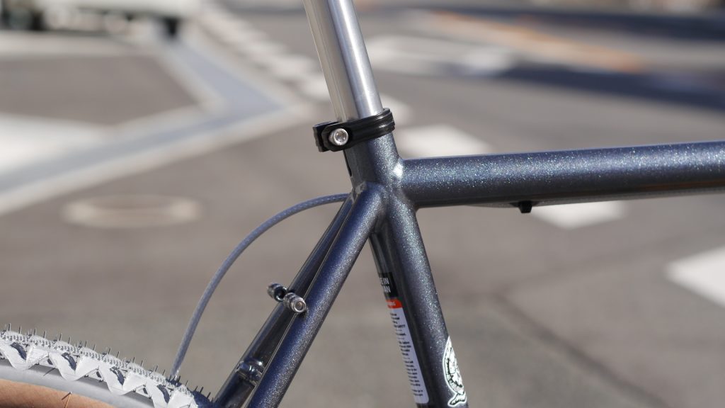 Surly/サーリー/　Straggler[ストラグラー]
カラー：COLD STEEL BLUE